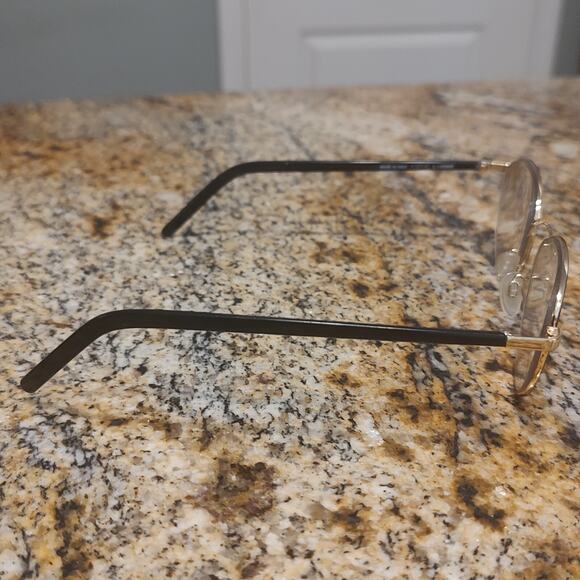 Aspire DEPENDABLE Black & Gold Round Eyeglasses Frames 49-19 135